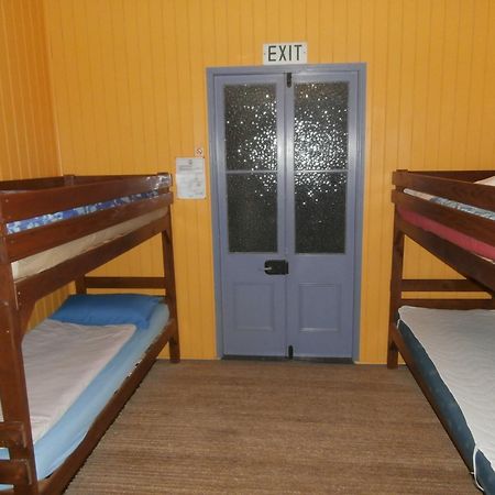 Mango Tourist Hostel خليج هيرفي الغرفة الصورة